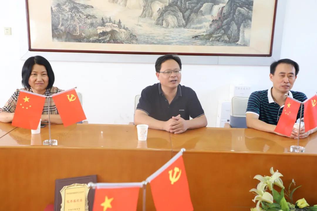 感恩有你 致敬老師—長田實(shí)業(yè)慰問特教老師