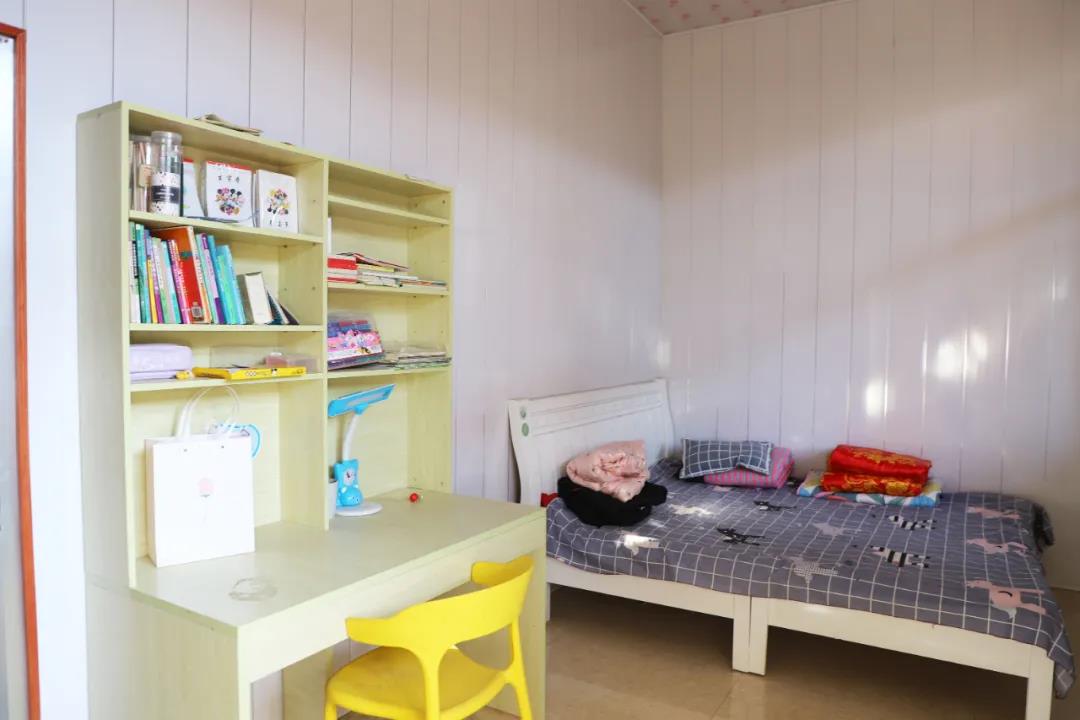 一處小屋 無限希望—團(tuán)區(qū)委攜手長田實業(yè)到捐建“希望小屋”走訪慰問