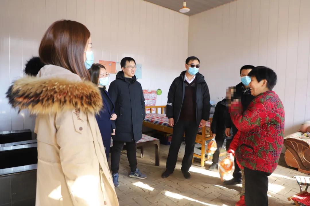 一處小屋 無限希望—團(tuán)區(qū)委攜手長田實業(yè)到捐建“希望小屋”走訪慰問