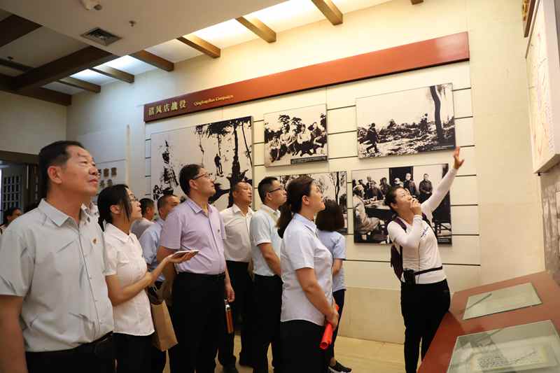 走進(jìn)革命圣地 領(lǐng)悟初心使命 —長(zhǎng)田實(shí)業(yè)黨支部開(kāi)展“慶七一”紅色教育活動(dòng)